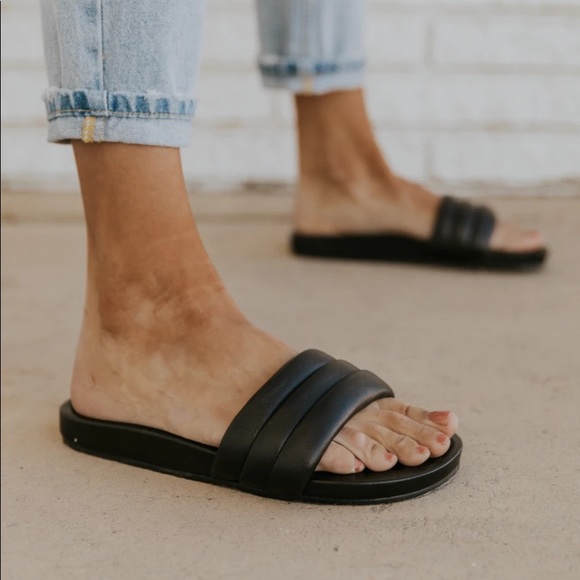 COPY - Seychelles Low Key Slide - Picture 2 of 4